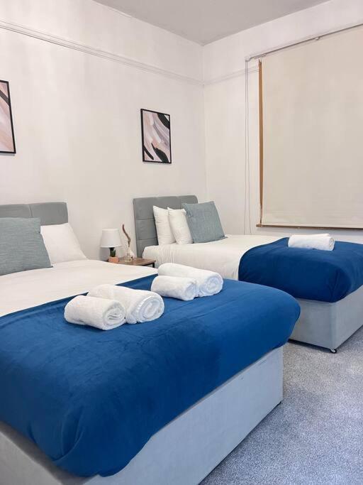 Spacious 3 Bed Flat - Beach Nearby - No Pets Southend-on-Sea Exterior foto
